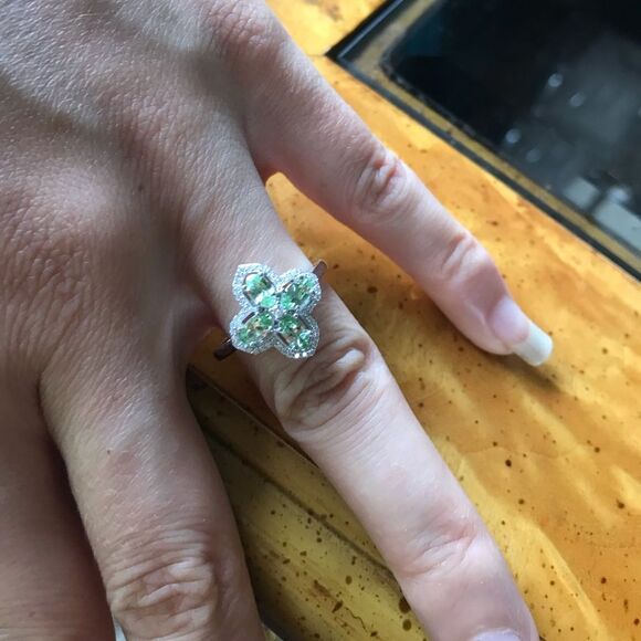 Natural Mint Garnet Moissanite Sterling Silver Ring Size 8 - Picture 9 of 9